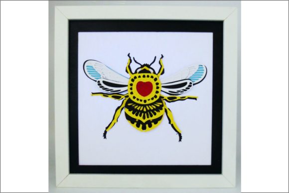 Reviewing Bee - 3D: A 3D SVG Shadow Box for Modern Branding and Marketing